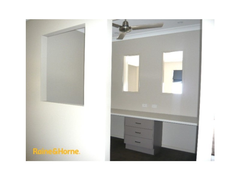 16 COFFEY COURT, Beachmere QLD 4510