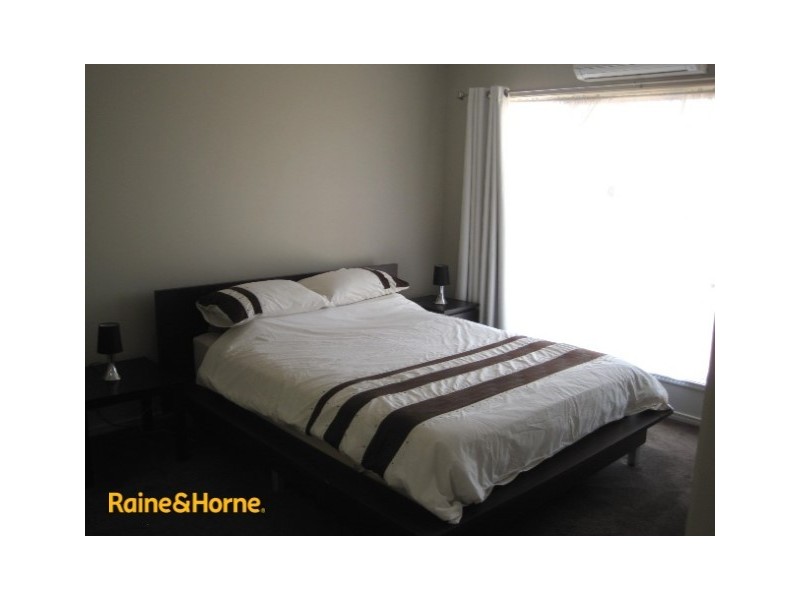 16 COFFEY COURT, Beachmere QLD 4510