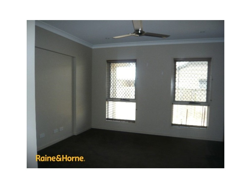 16 COFFEY COURT, Beachmere QLD 4510