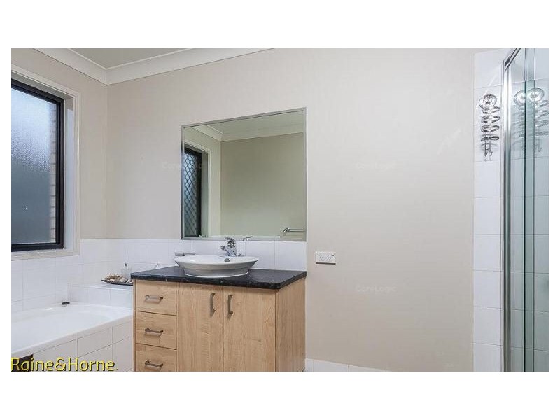 5 Radiata Court, Morayfield QLD 4506