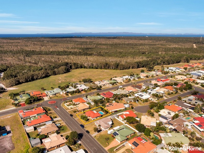 82 JASMIN DRIVE, Bongaree QLD 4507