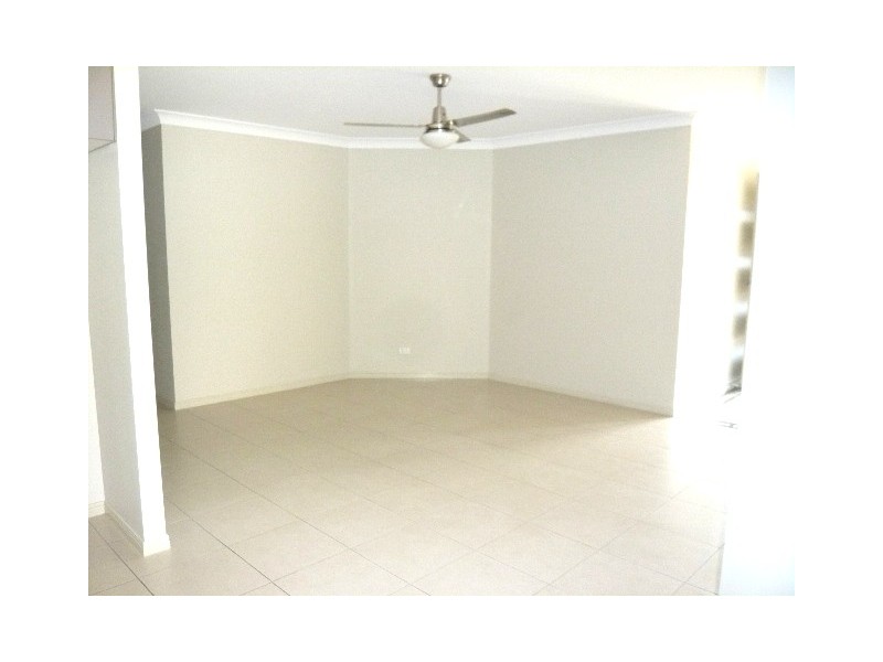 1/21  Seeney Street, Caboolture QLD 4510