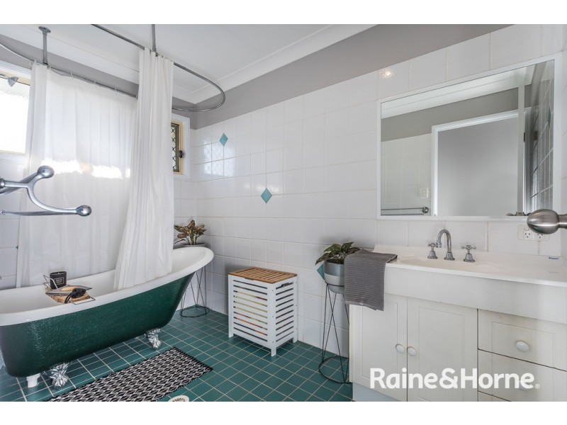 10 Stark Drive, Narangba QLD 4504