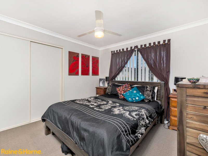 5 Lemon Myrtle Dr, Morayfield QLD 4506