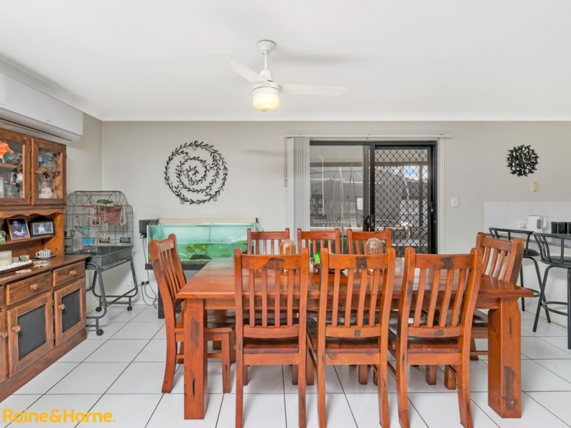 5 Lemon Myrtle Dr, Morayfield QLD 4506