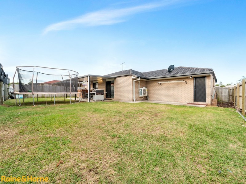 5 Lemon Myrtle Dr, Morayfield QLD 4506