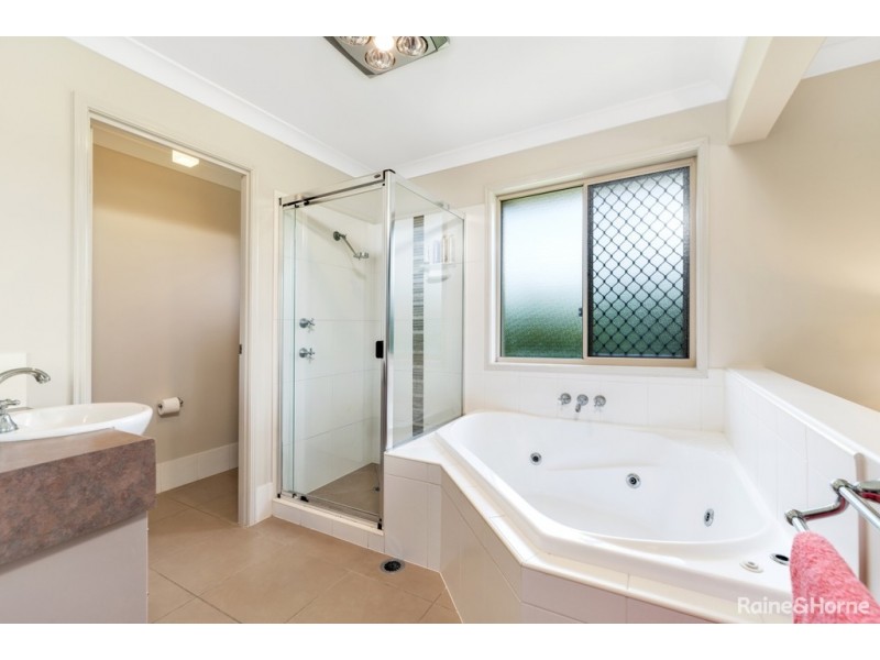 2-4 Cavanagh Place, Ningi QLD 4511