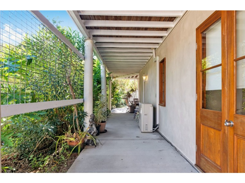 9 MAIN STREET, Beachmere QLD 4510