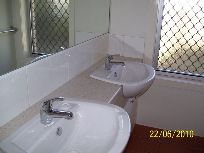 Unit 2,141 Station Road, Burpengary QLD 4505
