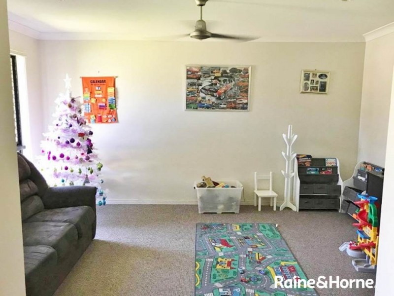 7 Belleden Drive, Bellmere QLD 4510