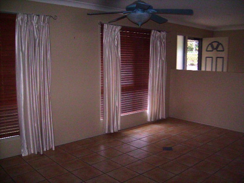 15 Mayfield Crescent, Burpengary QLD 4505