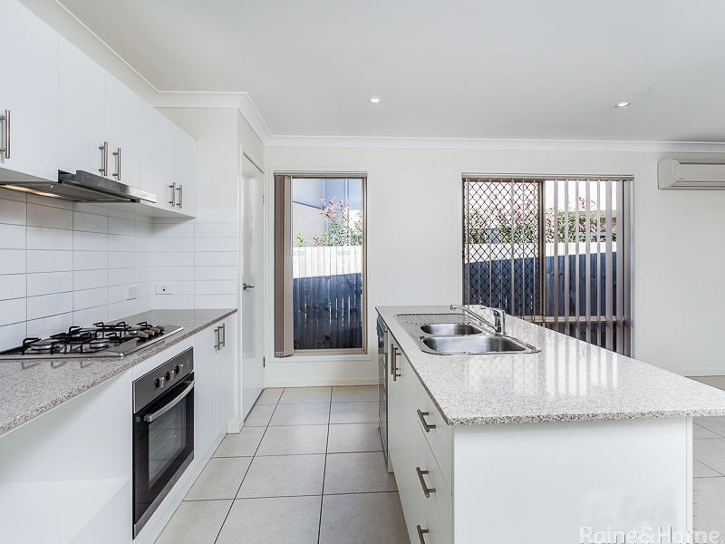 30a Retreat Crescent, Narangba QLD 4504
