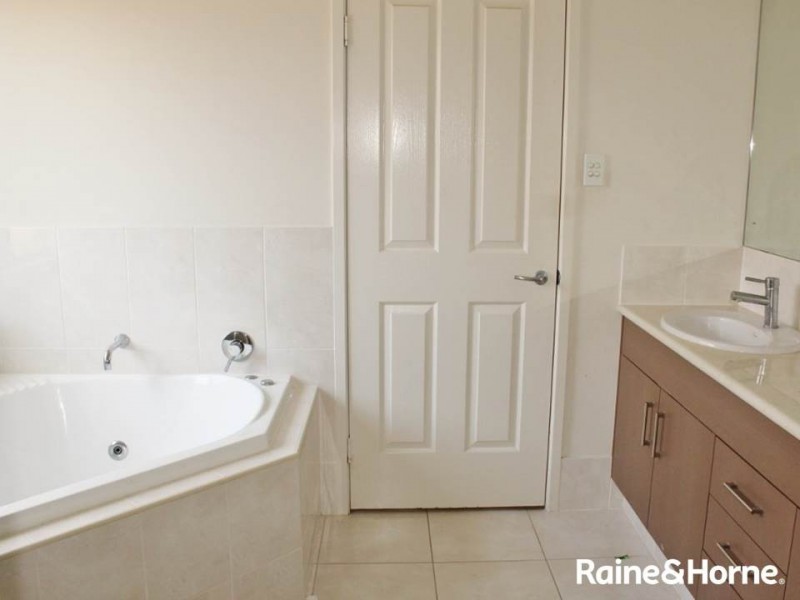 27 Joyner Circuit, Caboolture QLD 4510