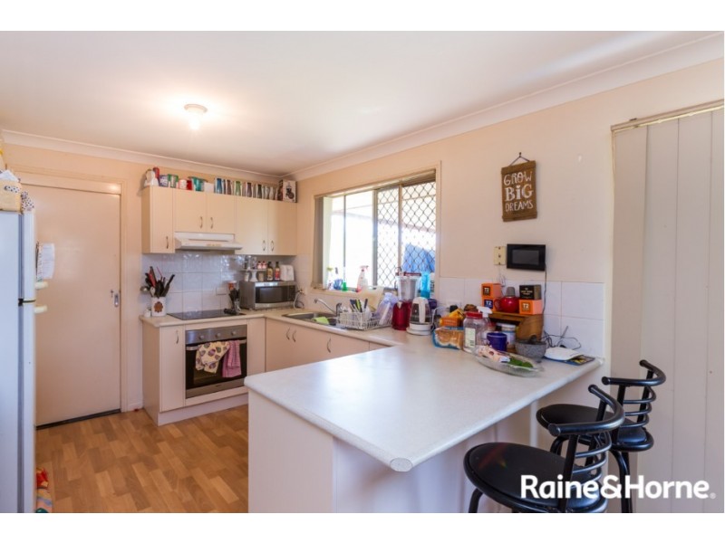 10 Sunbeam Crt, Morayfield QLD 4506