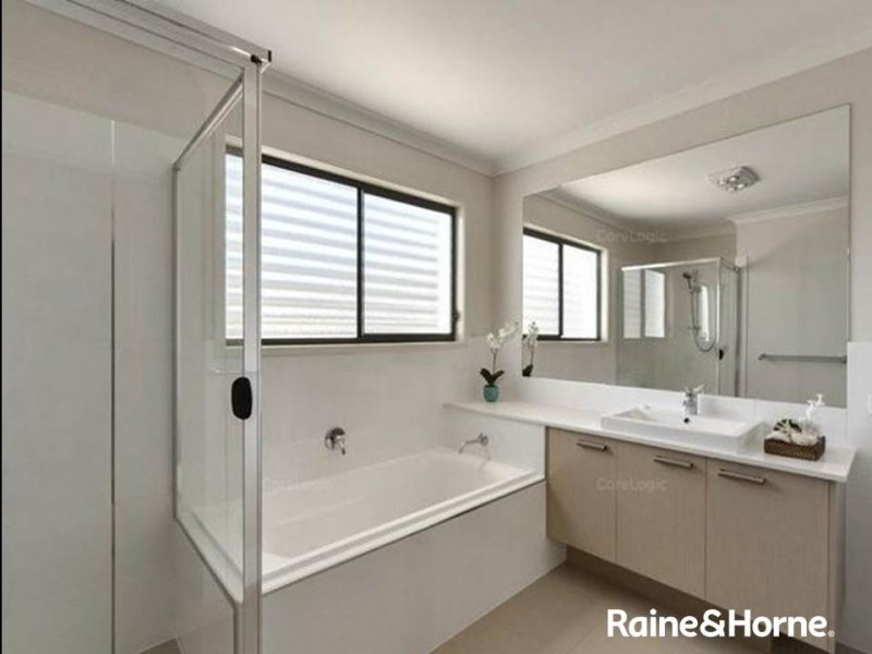 3/17 Crocodile Ave, Morayfield QLD 4506