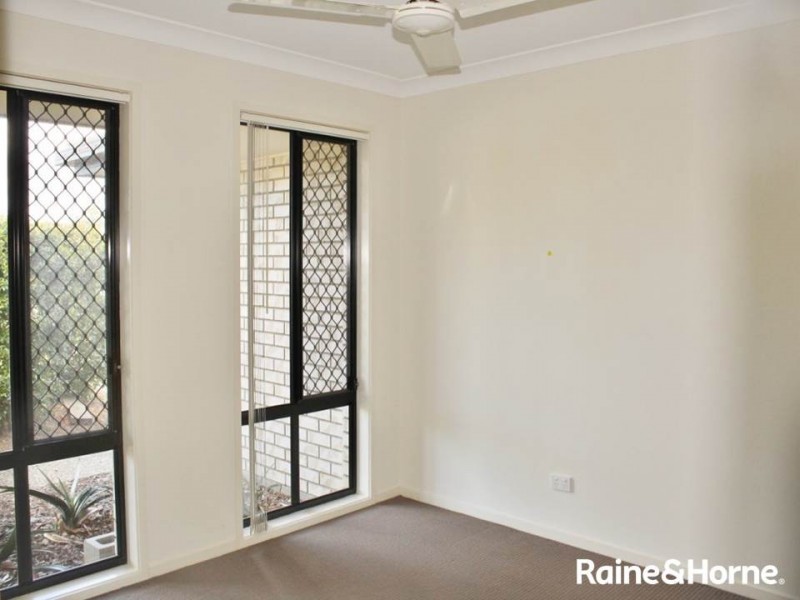 6 Shields Crt, Morayfield QLD 4506