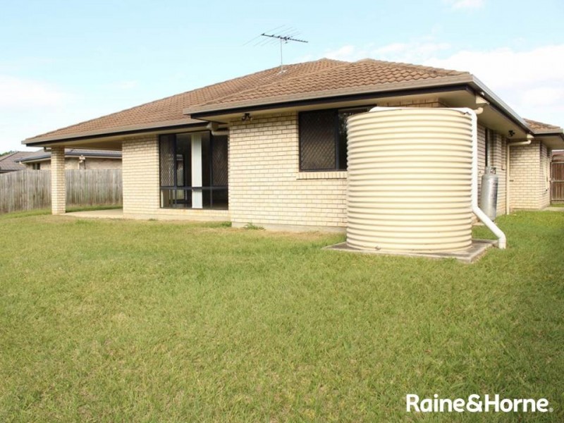 6 Shields Crt, Morayfield QLD 4506