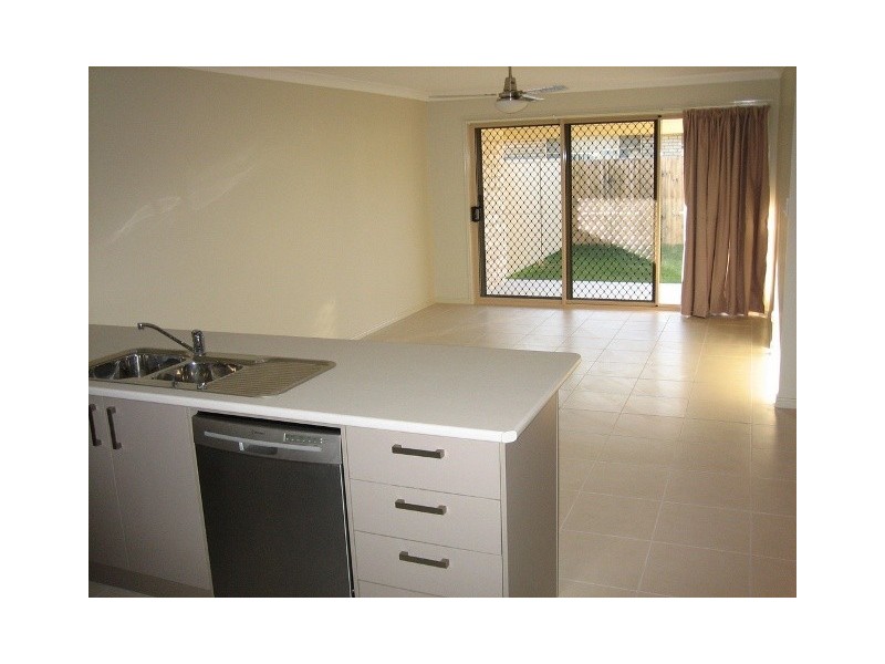 2/21 Seeney Street, Caboolture QLD 4510