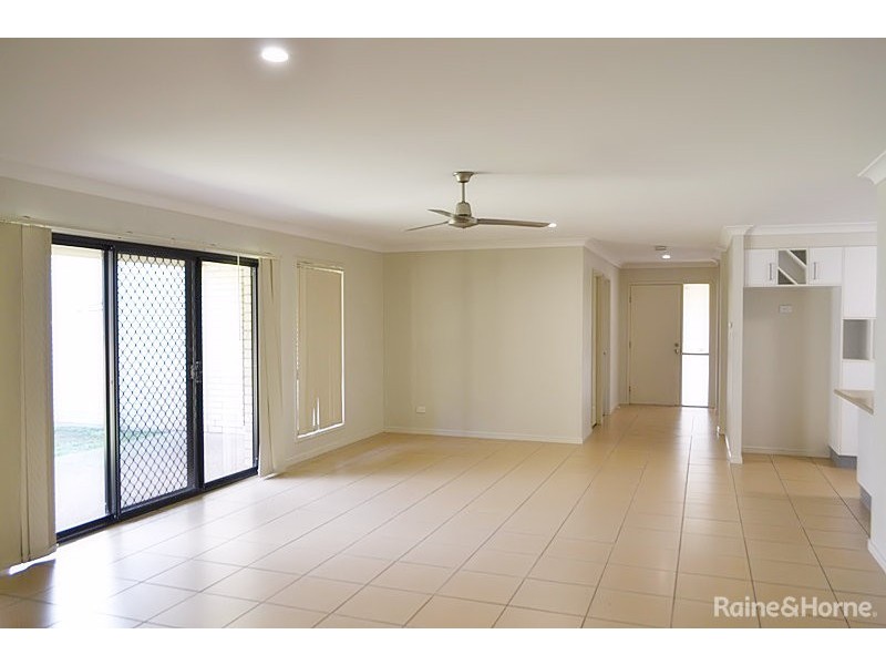 16 Valleyview Street, Narangba QLD 4504