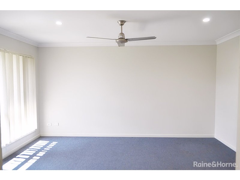 16 Valleyview Street, Narangba QLD 4504