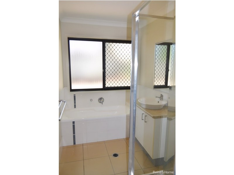 16 Valleyview Street, Narangba QLD 4504