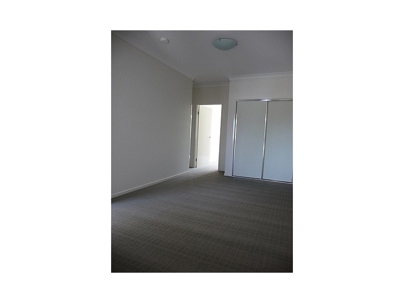 2/143 Station Road, Burpengary QLD 4505