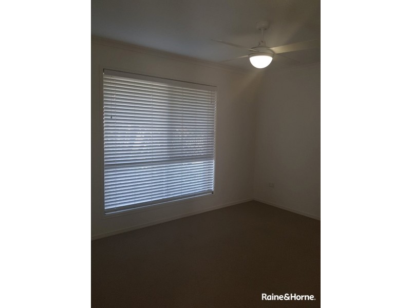 24 PERCH CIRCUIT, Sandstone Point QLD 4511