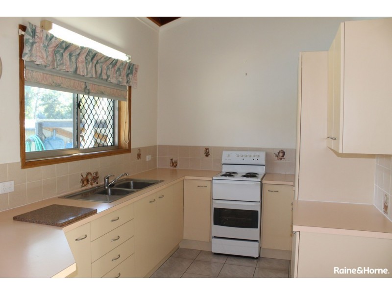 13 LESLEY AVENUE, Caboolture QLD 4510