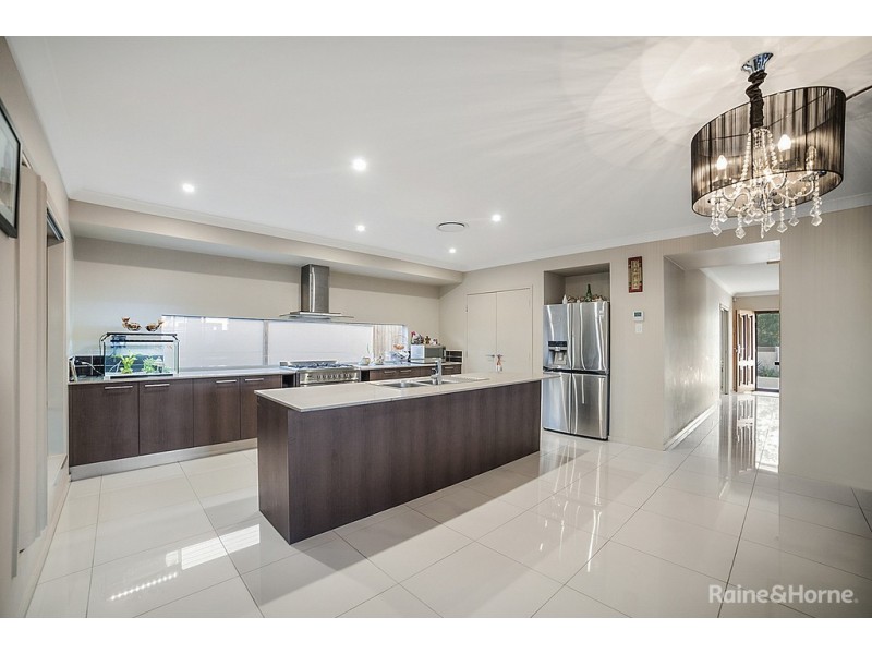 2 TAHR PLACE, Dakabin QLD 4503