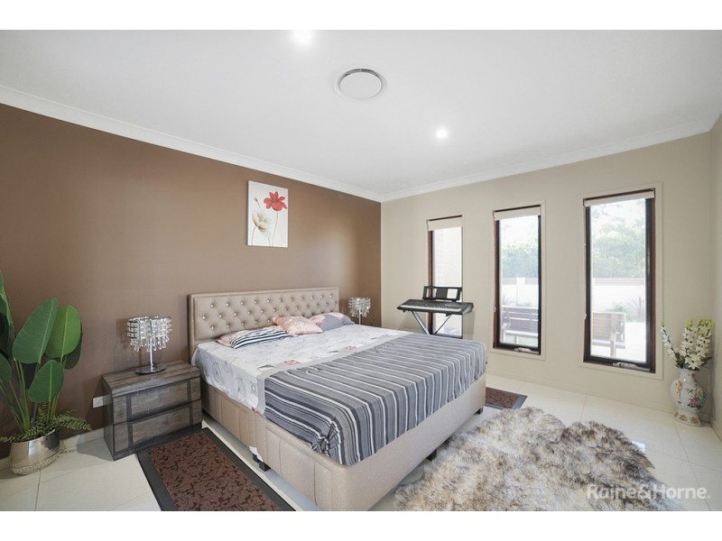 2 TAHR PLACE, Dakabin QLD 4503