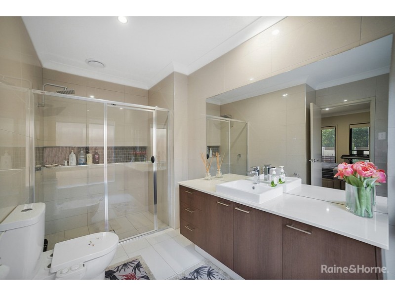 2 TAHR PLACE, Dakabin QLD 4503