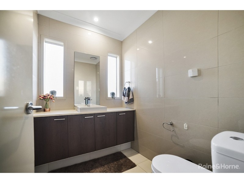 2 TAHR PLACE, Dakabin QLD 4503