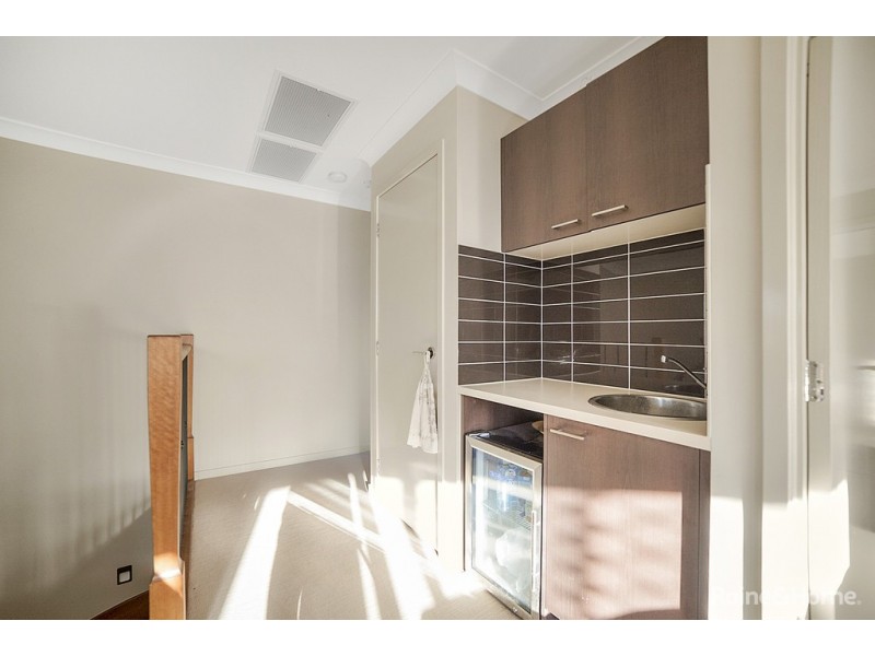 2 TAHR PLACE, Dakabin QLD 4503