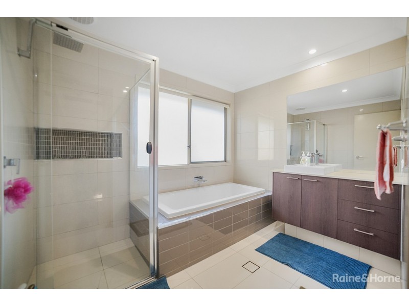 2 TAHR PLACE, Dakabin QLD 4503