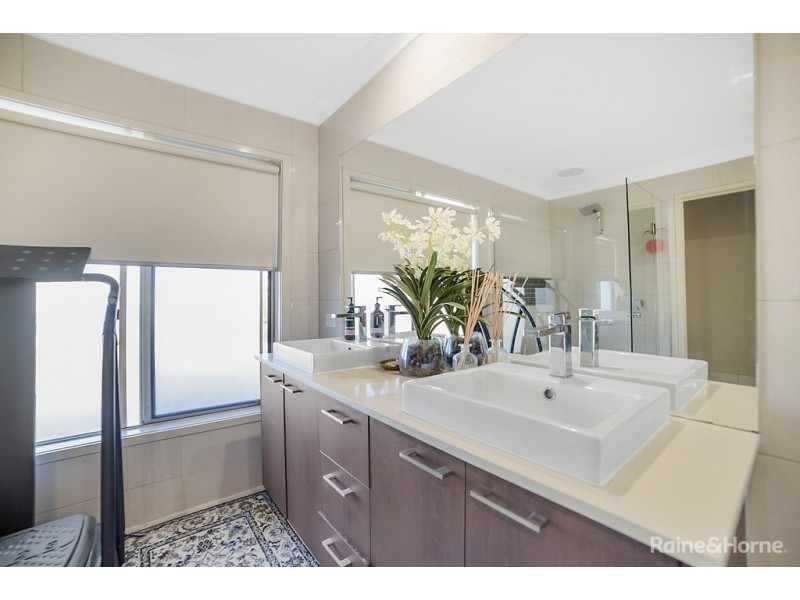 2 TAHR PLACE, Dakabin QLD 4503