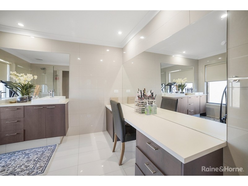 2 TAHR PLACE, Dakabin QLD 4503
