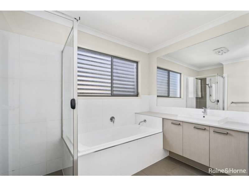 12/17 CROCODILE AVENUE, Morayfield QLD 4506