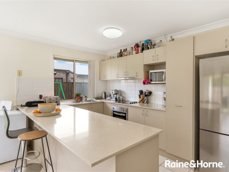 5 Dear Place, Bellmere QLD 4510