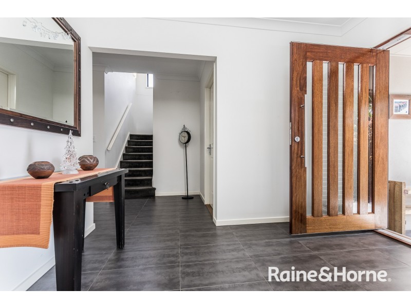 7 Hollow Crescent, Narangba QLD 4504