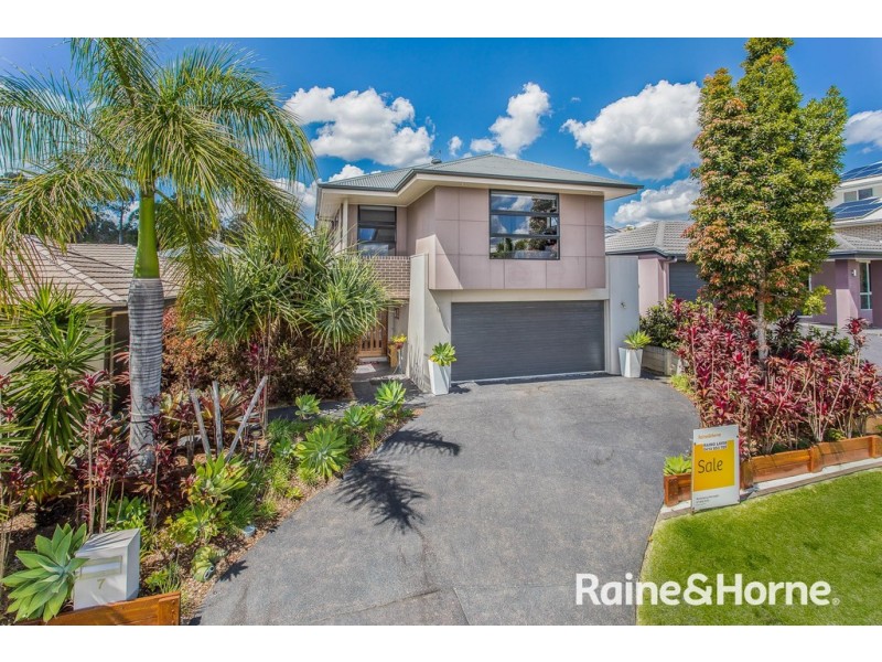 7 Hollow Crescent, Narangba QLD 4504