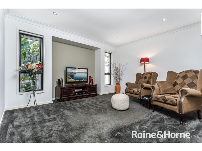 7 Hollow Crescent, Narangba QLD 4504