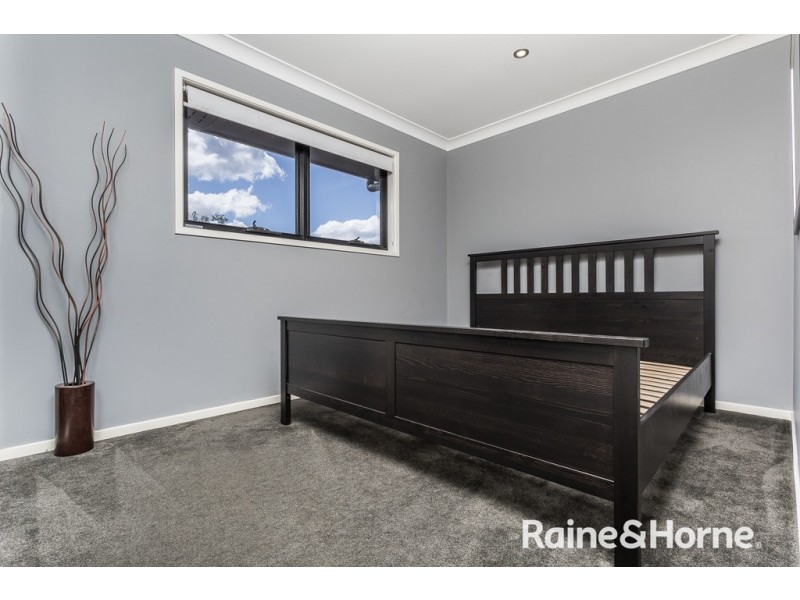 7 Hollow Crescent, Narangba QLD 4504