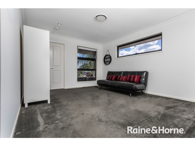 7 Hollow Crescent, Narangba QLD 4504