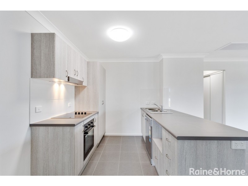 2/18 KEARON WAY, Morayfield QLD 4506