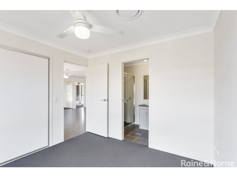 2/18 KEARON WAY, Morayfield QLD 4506