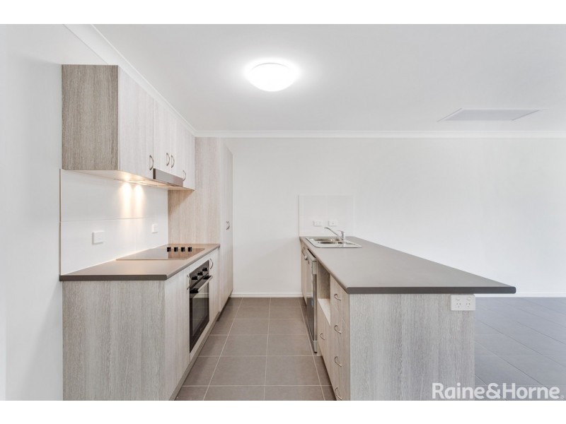 1/18 Kearon Way, Morayfield QLD 4506