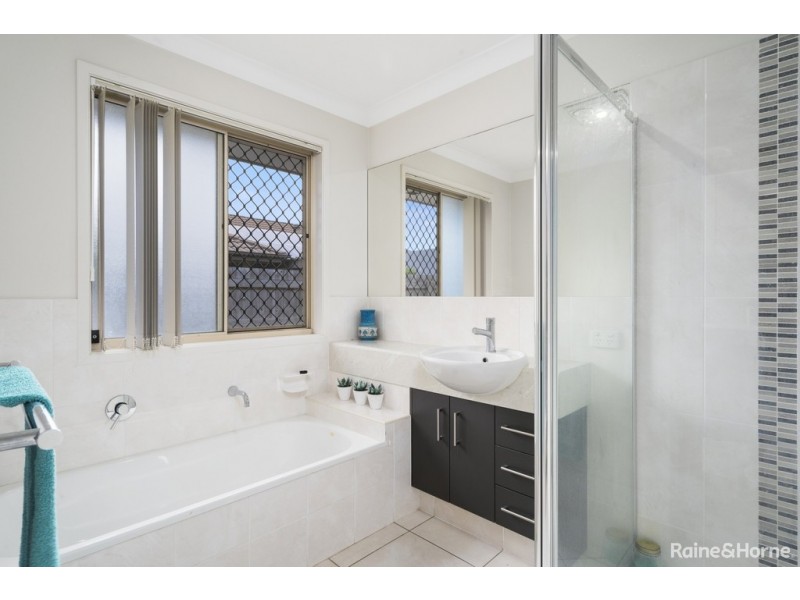 27 JOYNER CIRCUIT, Caboolture QLD 4510