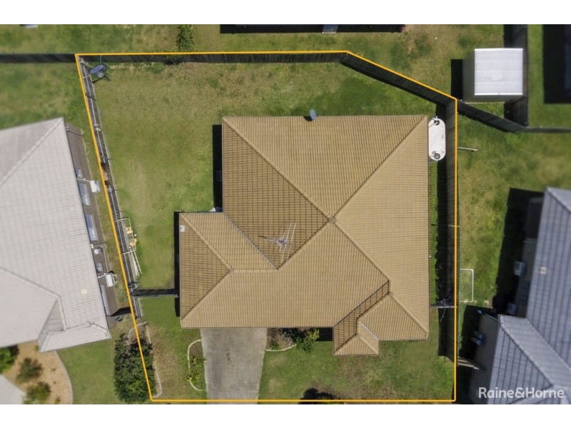 10 THISTLEDOME STREET, Morayfield QLD 4506