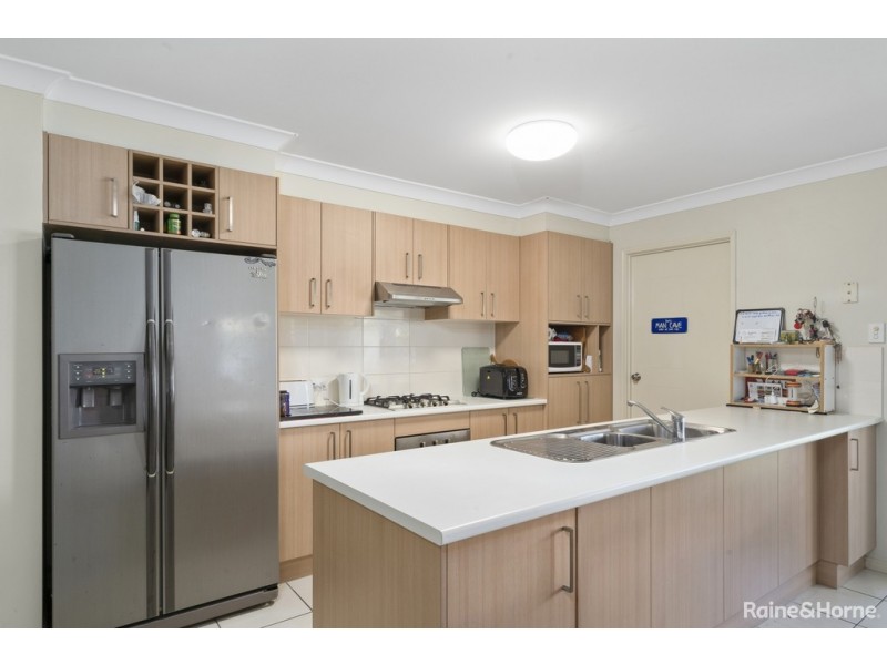 10 THISTLEDOME STREET, Morayfield QLD 4506
