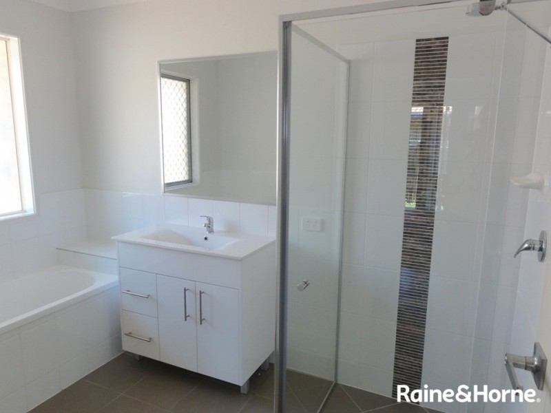 13 Wilton Court, Morayfield QLD 4506
